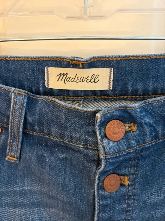 Madewell High-Rise Button Fly Wide Leg Jeans in Blue Wash - Picture 2 of 6